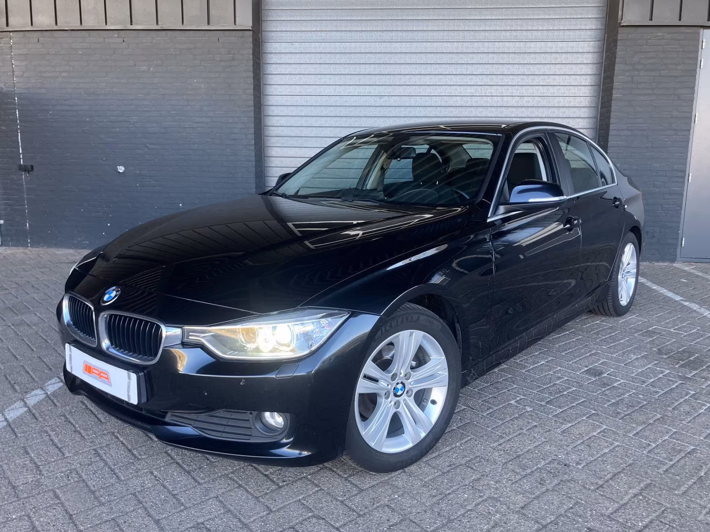 BMW 320 3-serie 320d XENON-LED-NAVI