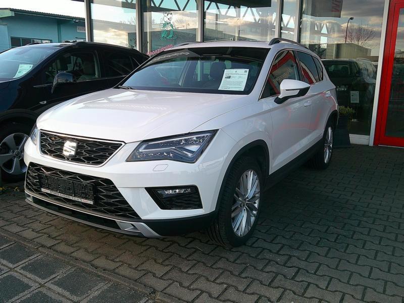 Seat Ateca Xcellence NAV Schiebedach EPH etc. TOP