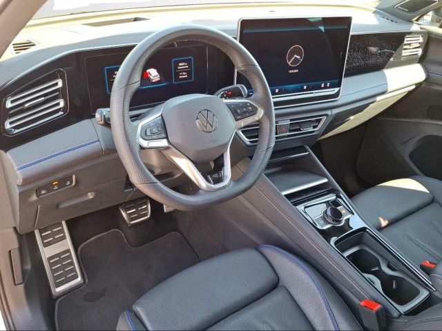 TIGUAN 2.0 TDI DSG R-LINE+IQ.LIGHT+AZV+360 ?
