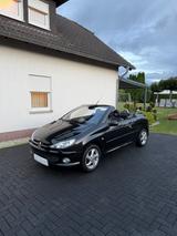 Peugeot 206 CC Platinum 110-Sehr gepflegt  - Peugeot 206 aus 2007: 206cc