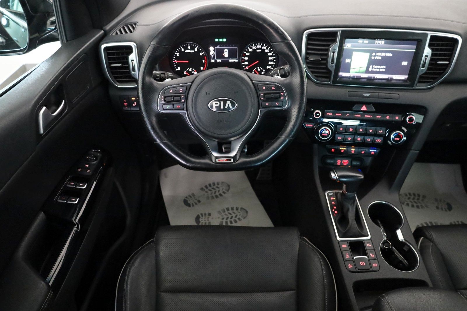 Fahrzeugabbildung Kia Sportage GT-Line 4WD Leder,Panorama,Kamera,JBL