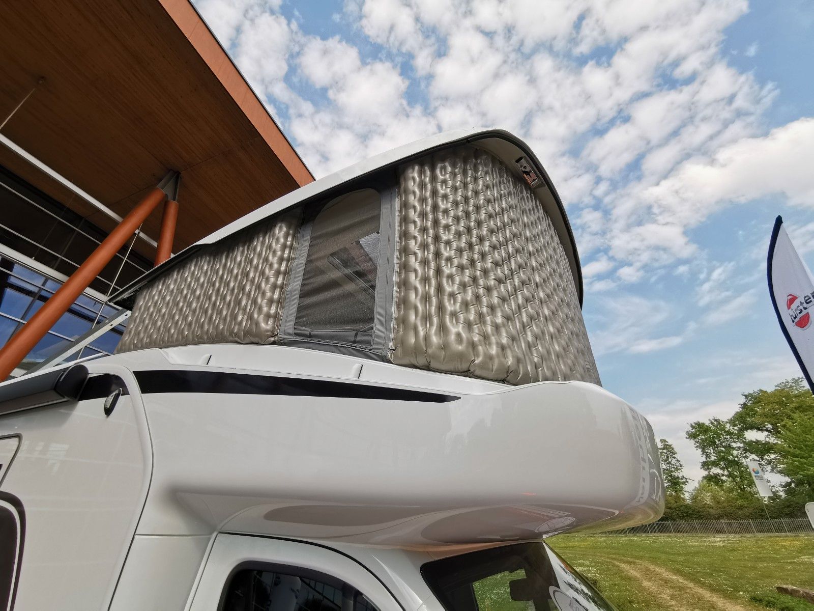 Fahrzeugabbildung Bürstner Lyseo Gallery TD 689 G SPAREN SIE € 62.159!