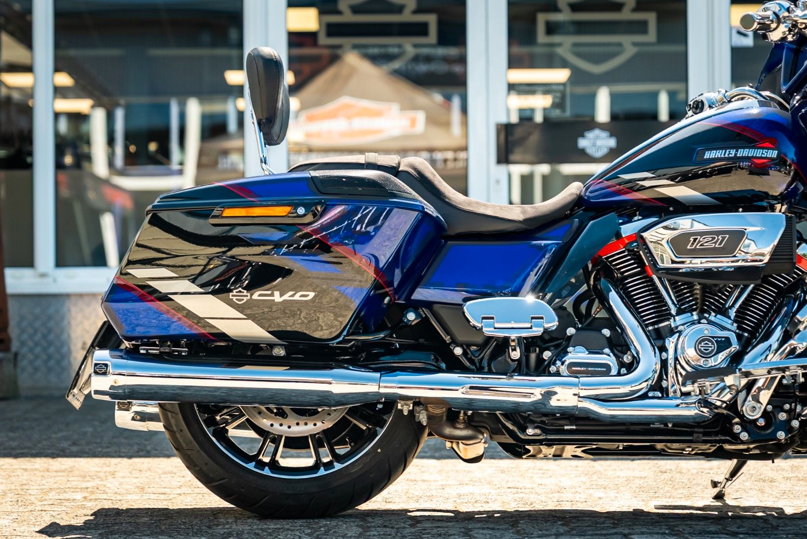 Fahrzeugabbildung Harley-Davidson CVO Street Glide FLHXSE 121 CUI MY25