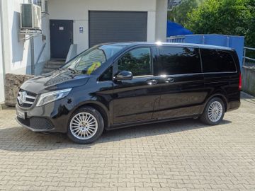 Mercedes V 250 - 1