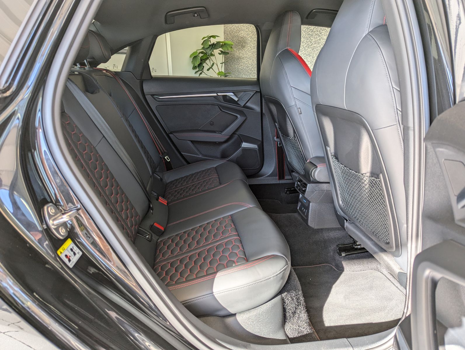AUDI RS 3 2.5 TFSI quatt Matrix HUD Nappa Cam B&O 19" - Image 16