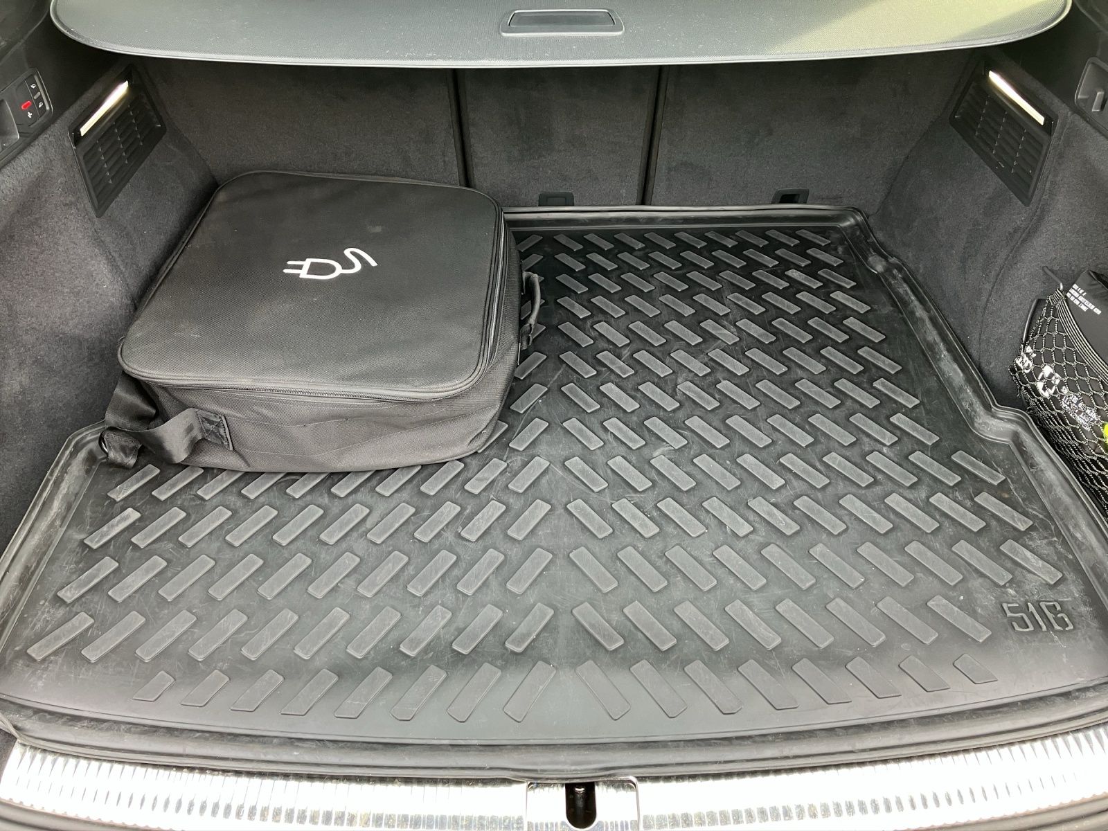 Fahrzeugabbildung Audi Q5 50 TFSI e Q sport S line S tronic LUFT MATRIX