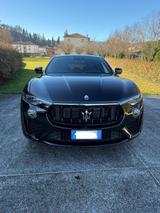 Maserati Levante V6 Diesel 275 CV AWD Granlusso - Maserati Levante GRANLUSSO mit Diesel-Antrieb
