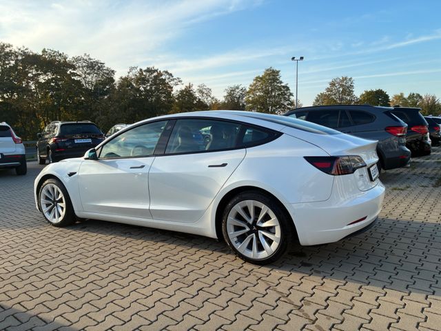 Fahrzeugabbildung Tesla Model 3 Long Range Dual AWD -Anhängerkupplung-