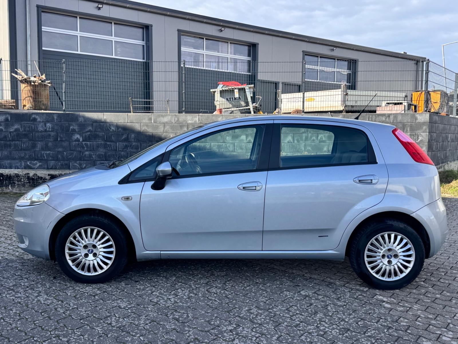 Fiat Grande Punto 1.4 - 1.HD - Klima - TÜV NEU -97tkm