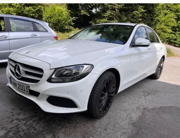 MERCEDES-BENZ C 220 BlueTEC -