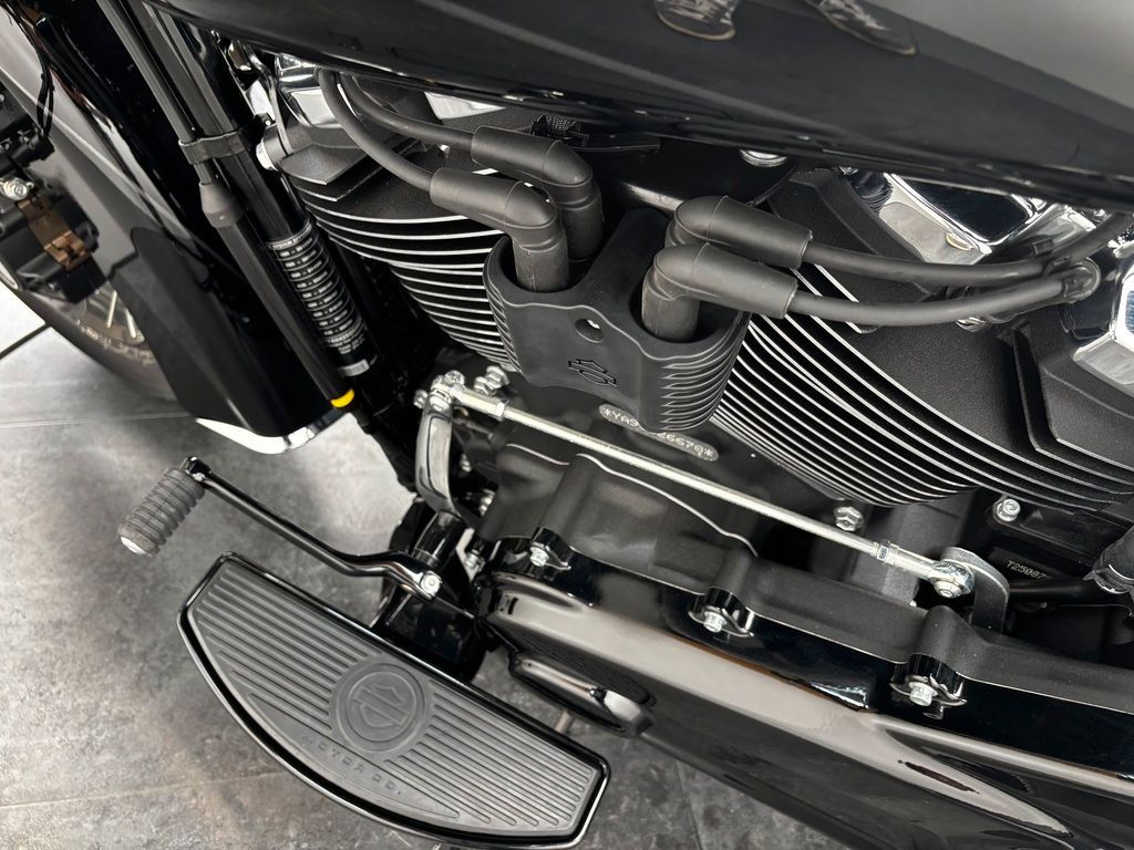 Fahrzeugabbildung Harley-Davidson SOFTAIL HERITAGE CLASSIC *KAUM KILOMETER