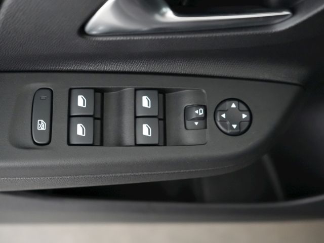 Corsa F FACELIFT GS+LED LICHT+NAVI+RÜCKFAHRKAMER