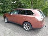 Mitsubishi Outlander 2.2 DI-D Top ClearTec 4WD Top - gebrauchte Mitsubishi Outlander aus dem Jahr 2012
