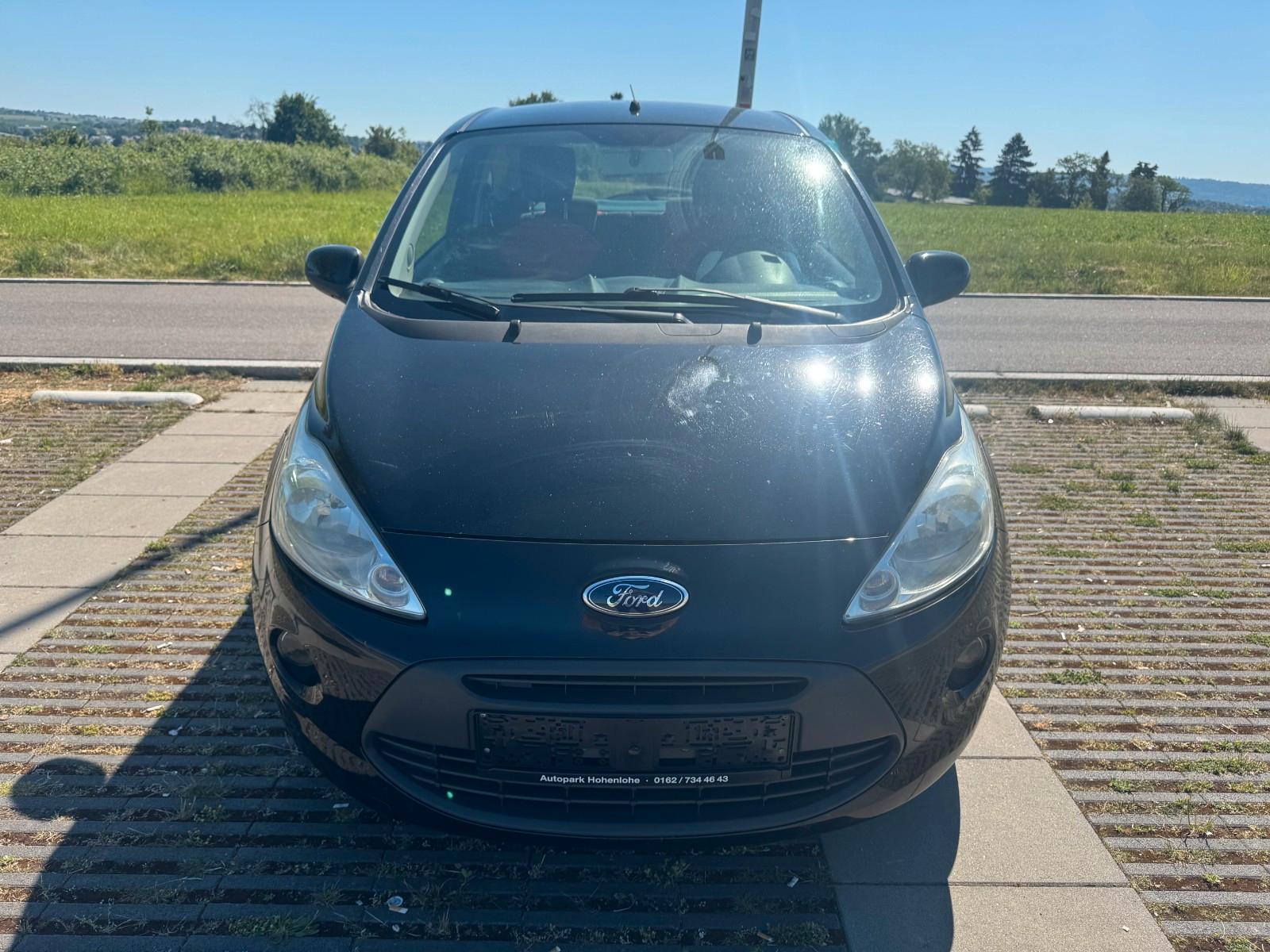 Ford Ka Titanium *KLIMA*ZENTRAL*TÜV NEU*