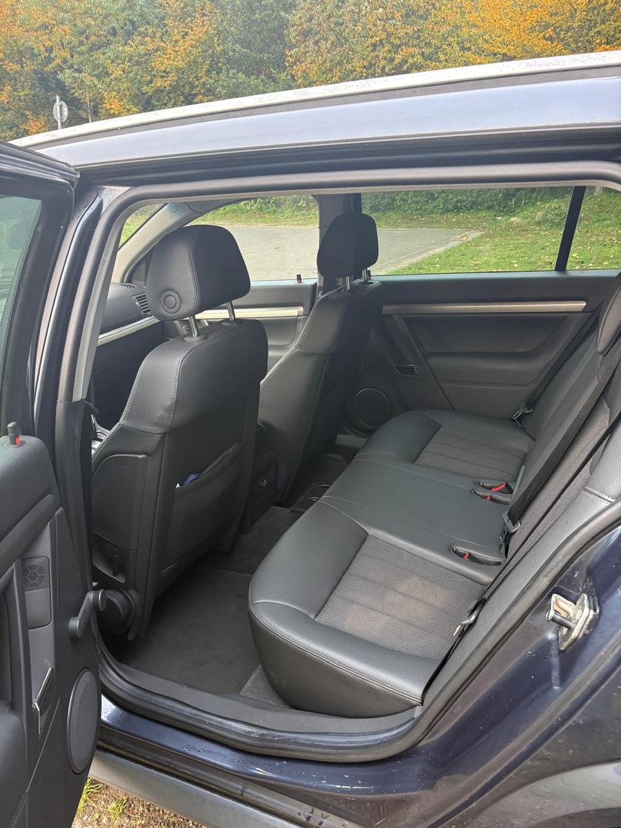 Opel Vectra 2009 — photo 5