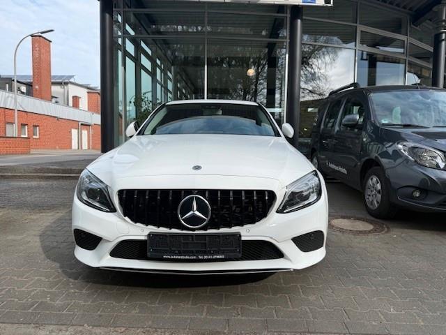 Mercedes-Benz C 300 e Lim. AHK Navi ILS Totwinkl SpurPaket