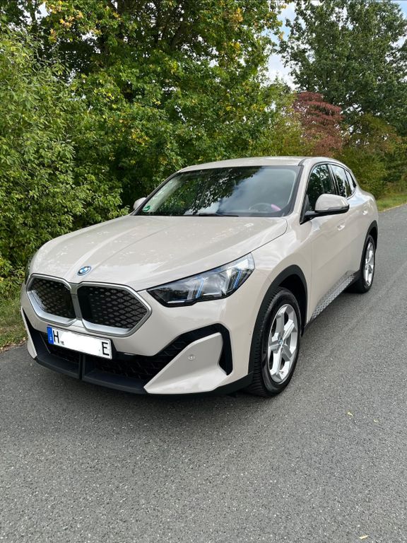 Image of BMW iX2