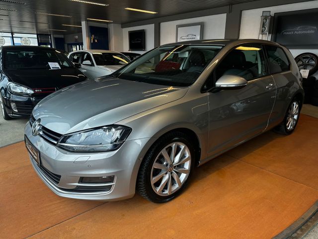 Volkswagen Golf VII Highline ACC/XENON/NAVI/KAMERA/TLEDER