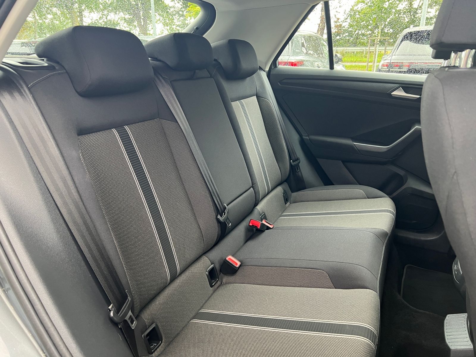 Fahrzeugabbildung Volkswagen T-Roc Style 1.5 TSI ACT DSG *AHK, ACC, Kamera*