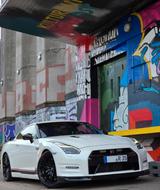 Nissan GT-R 3.8l Black Edition Black Edition - Nissan GT-R: Automatik