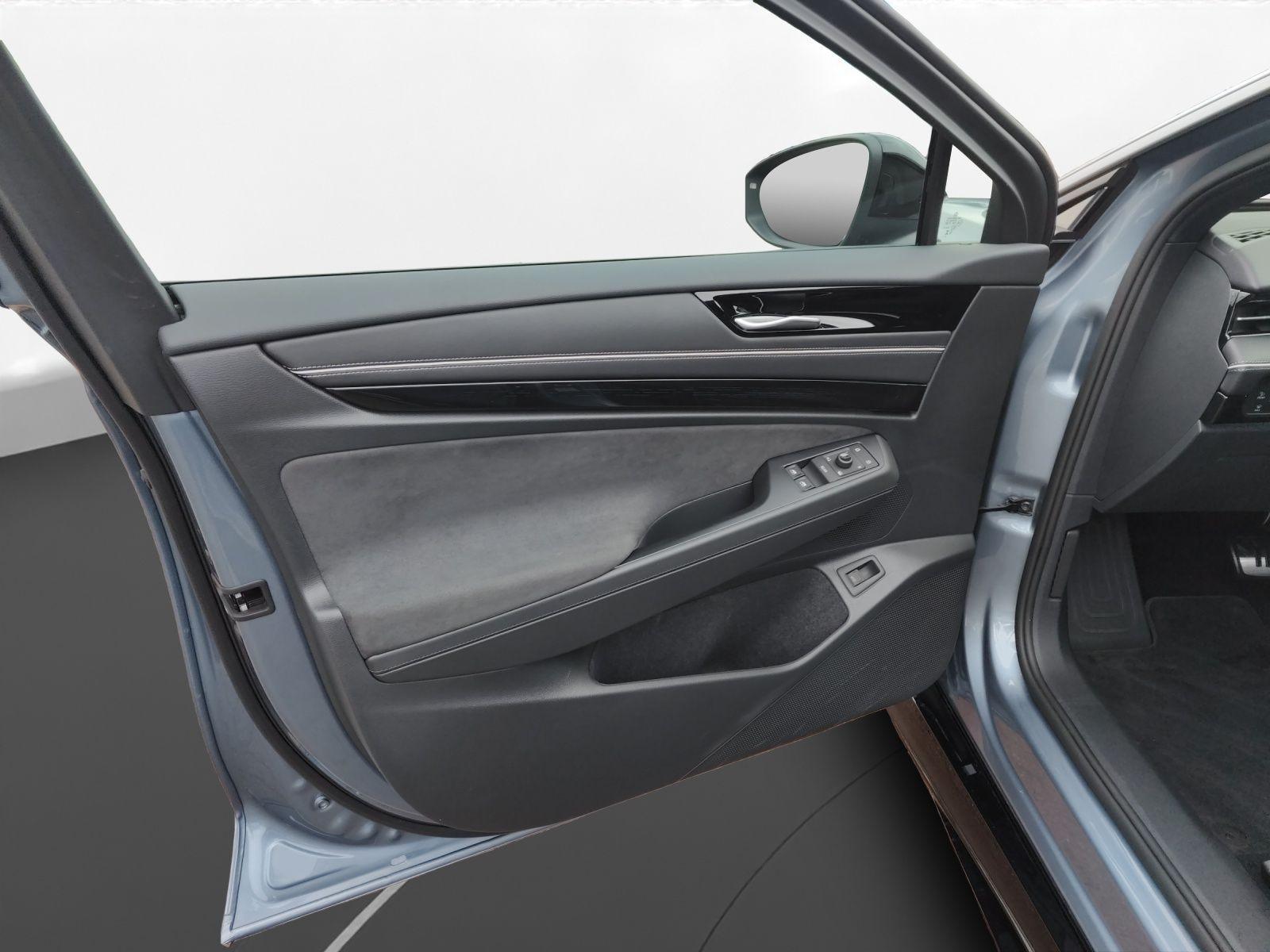 Volkswagen ID.7 Tourer Pro Matrix AHK HUD Navi Wärmepumpe