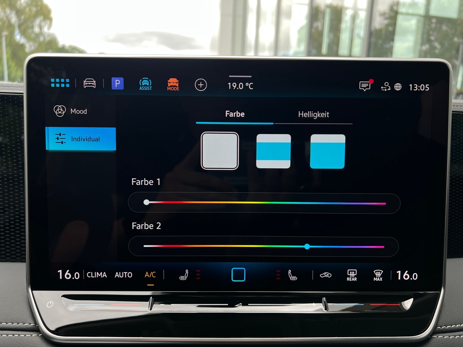 Fahrzeugabbildung Volkswagen Tiguan  ENERGY 1.5 eTSI DSG *AHK, AreaView, Navi