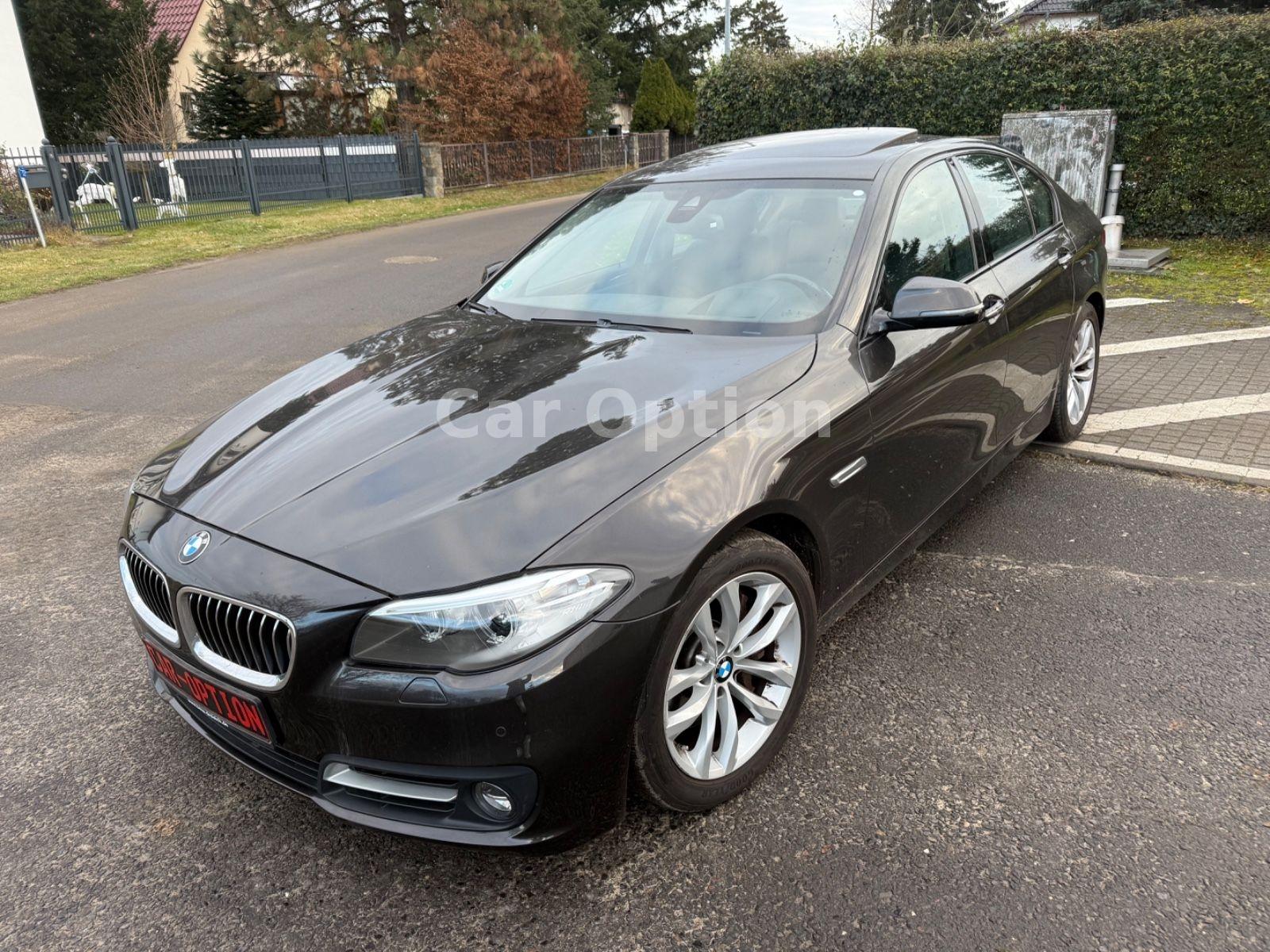 BMW 530d Limousine/Leder/Glasdach/HeadUp/18Zoll