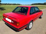 BMW 318 is Ringtool Rennwagen Rallyeauto - BMW 318 aus 1990: 318is