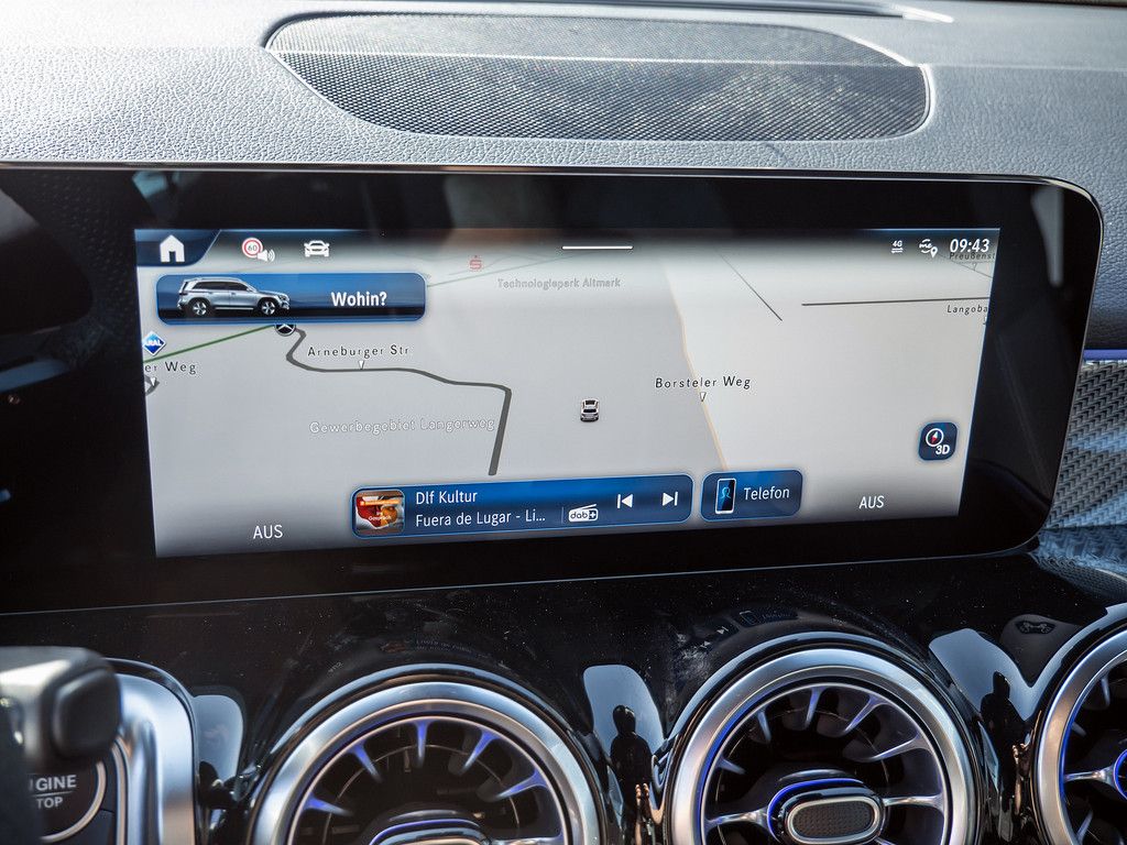 Mercedes-Benz GLB 200 AMG Special Edition AHK Distr. LED Pano foto 11