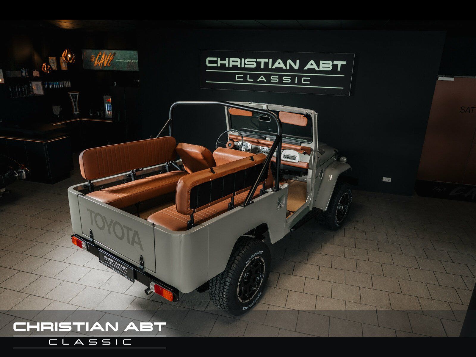 Fahrzeugabbildung Toyota FJ43 restauriert * Servo * H-Zulassung