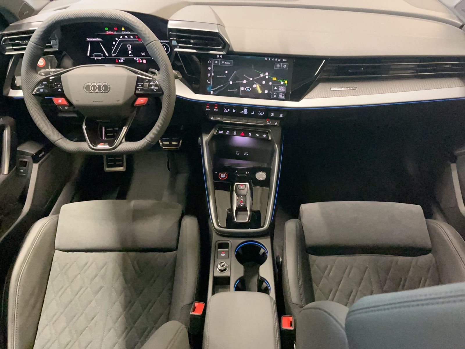 Audi RS3 - Bild 10