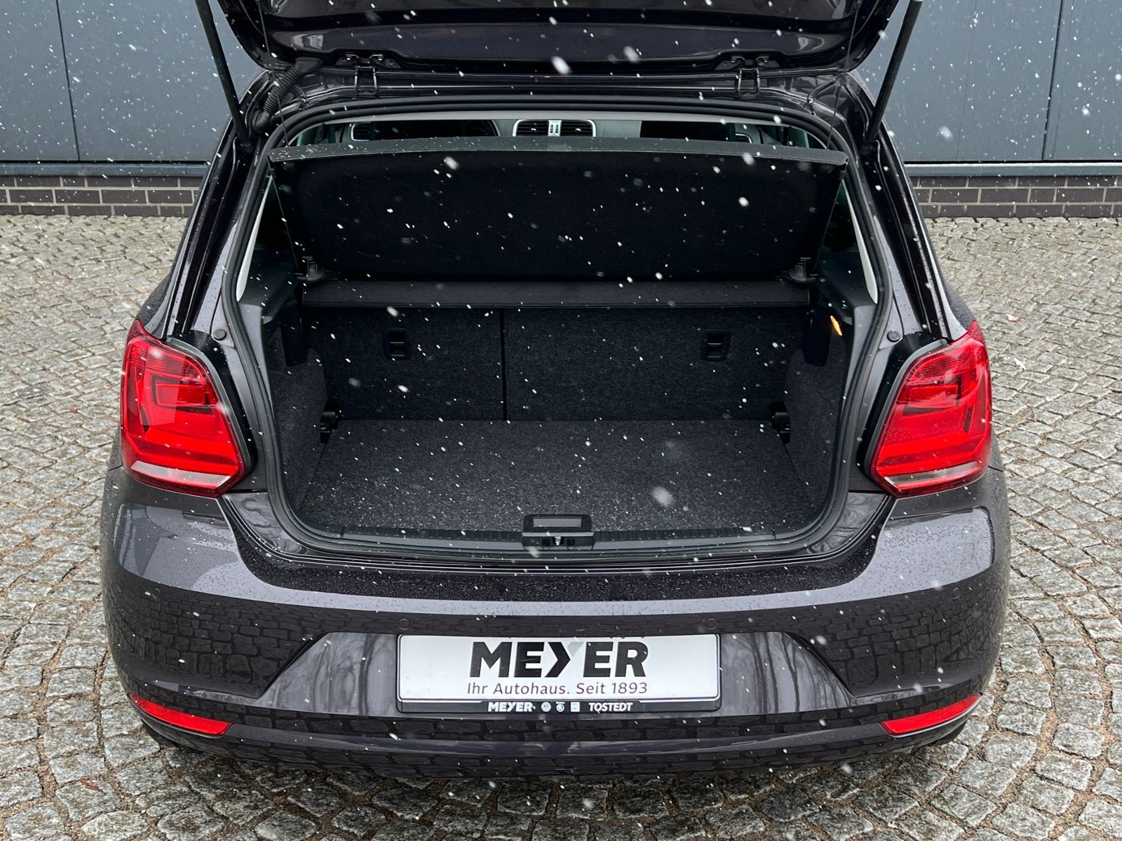 Fahrzeugabbildung Volkswagen Polo Lounge 1.0 *Sitzheizung, Climatronic, Navi*