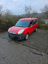 Opel Combo - Opel Combo mit Benzin-Antrieb: Kombi, mit Klimaanlage