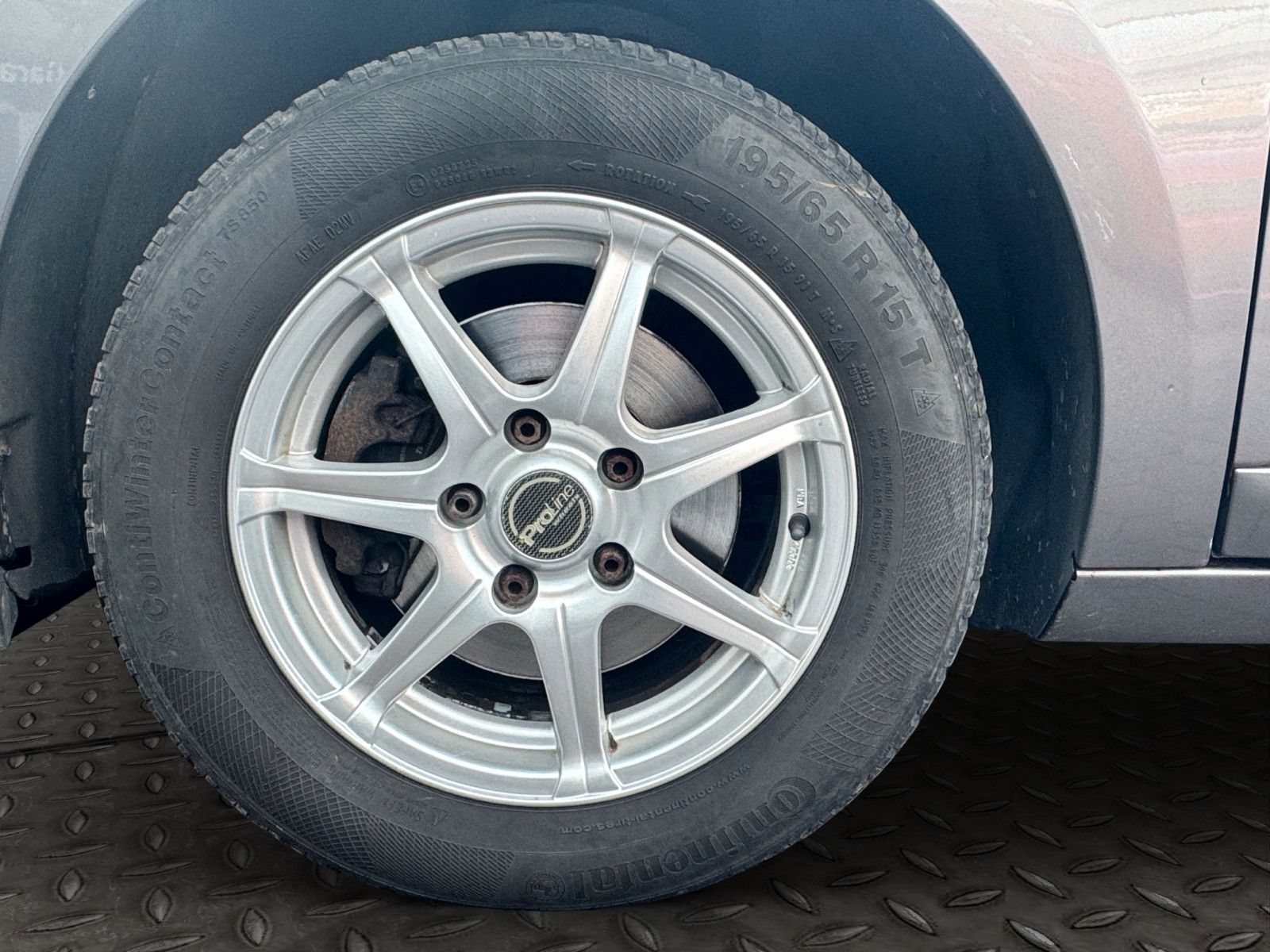 Fahrzeugabbildung Renault Megane III Lim. 5-trg. Paris Klima/Navi/TÜV NEU/