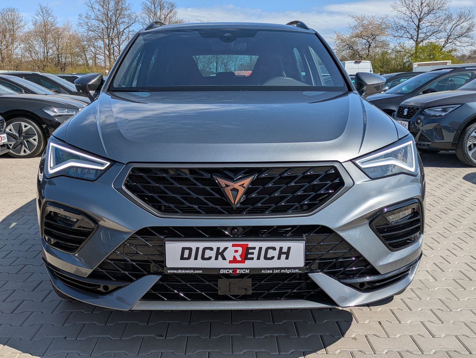 Fahrzeugabbildung CUPRA Ateca 1.5 TSI DSG AHK*LED*ACC*APP*KAMERA*19"