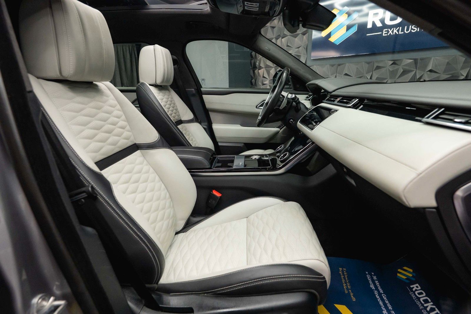 Fahrzeugabbildung Land Rover Velar SV Autobiography Dynamic Edition *ACC*19%*