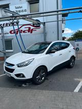 Hyundai ix35  2.0 CRD Diesel - Hyundai ix35 in Hamburg