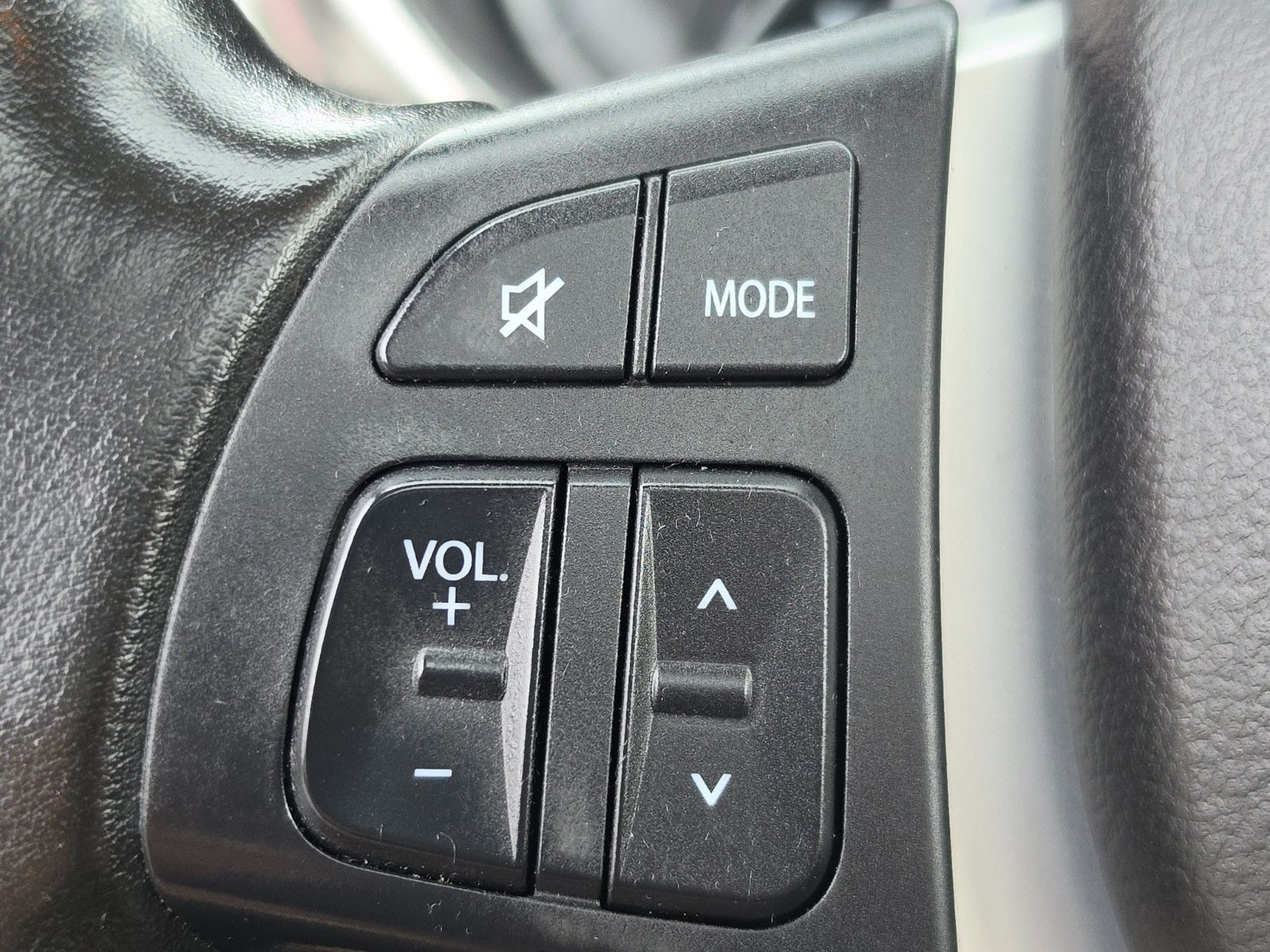 Fahrzeugabbildung Suzuki Vitara 1.4 Comfort+ 4x4 Automatik Panoramadach