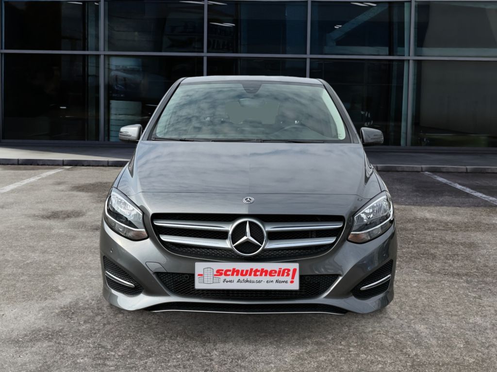Fahrzeugabbildung Mercedes-Benz B 180 Style