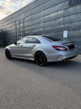 Mercedes-Benz CLS 500 4MATIC - - Mercedes-Benz CLS 500: Von Privat