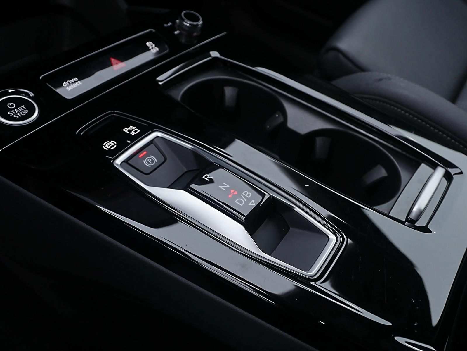 Audi Q6 e-tron - Bild 10