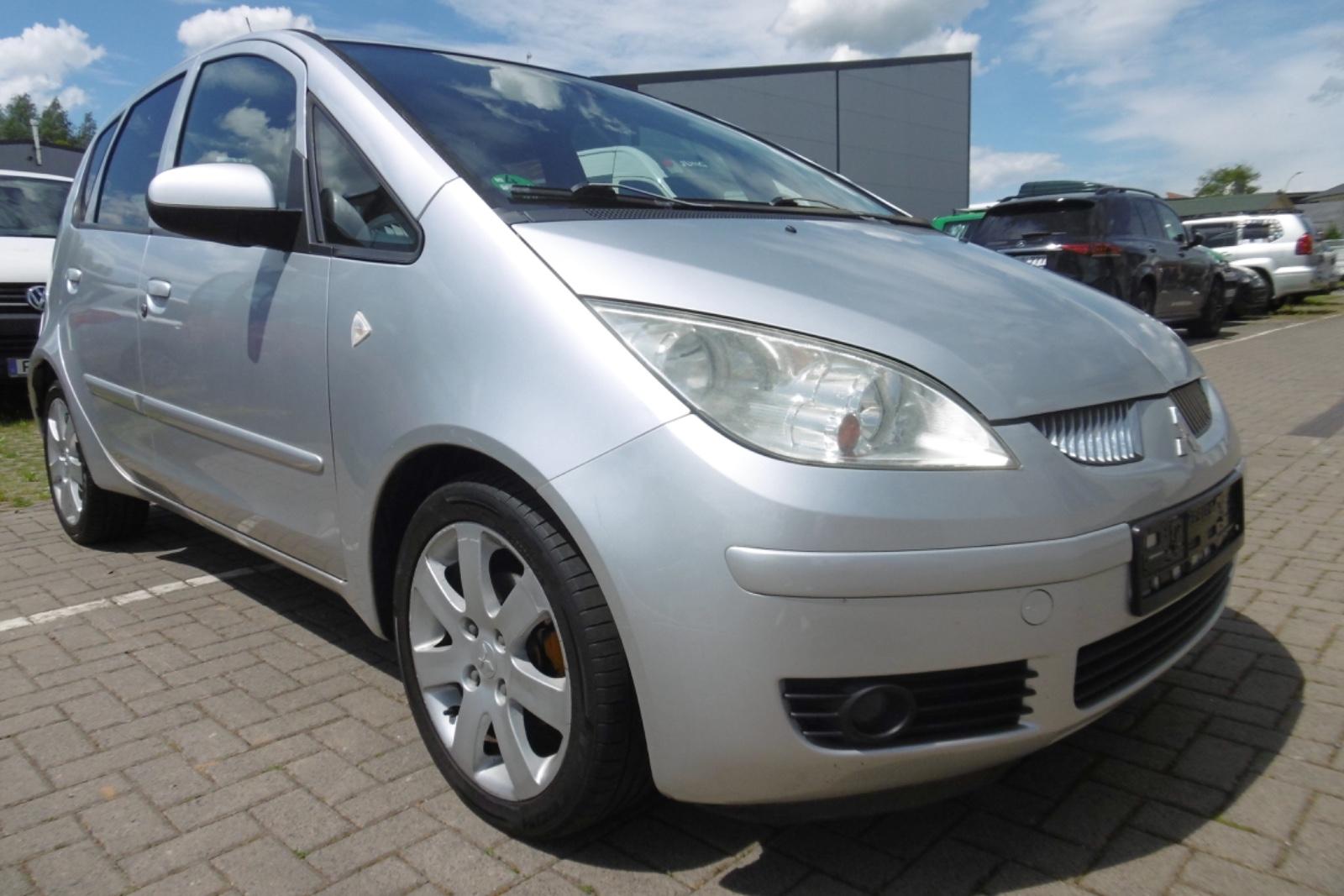 Mitsubishi Colt CZ3 Lim. 5-trg. 1.1 Motion*TÜV Neu*Klima*