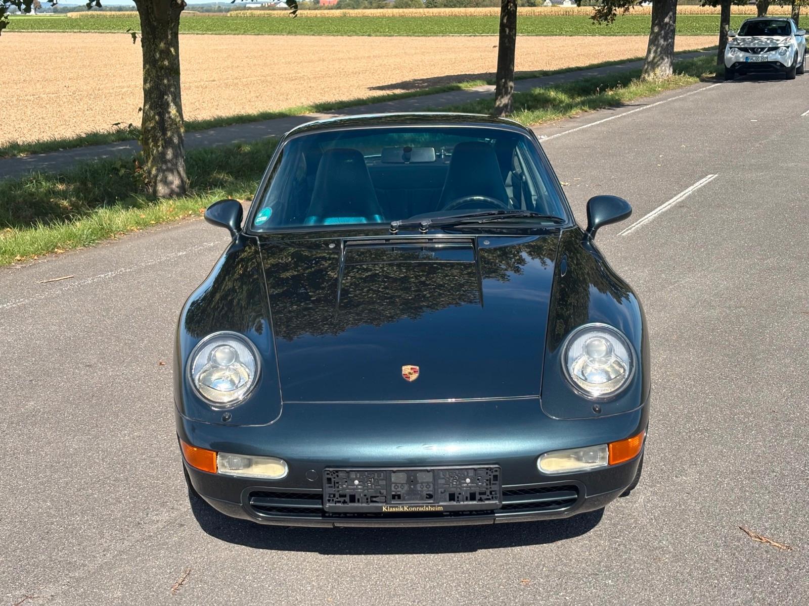 Porsche 993 Carrera Coupé Tiptronic