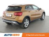 Mercedes-Benz GLA-Klasse GLA 180 Urban Aut.*NAVI*CAM*PDC* - mit Benzin-Antrieb: Gelb, Geländewagen