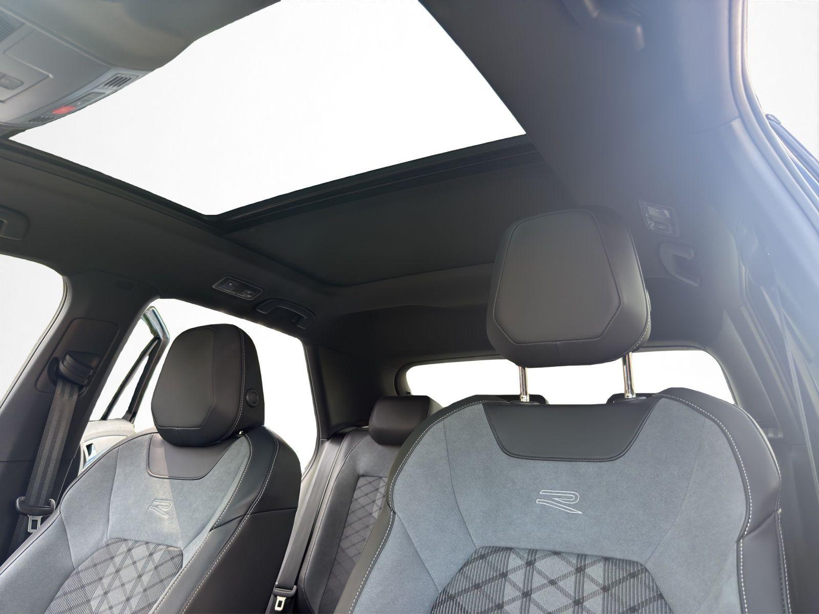 Volkswagen T-Roc R-Line 1.5 l TSI OPF 110 kW (150 PS) 7-Gan, миниатюра 10