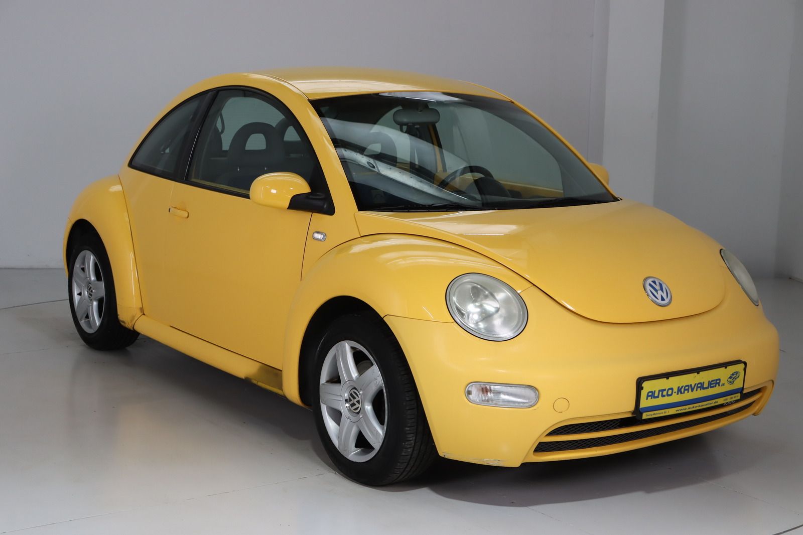 Fahrzeugabbildung Volkswagen New Beetle 1.6 en vogue * HU/AU bis 04.2026 *
