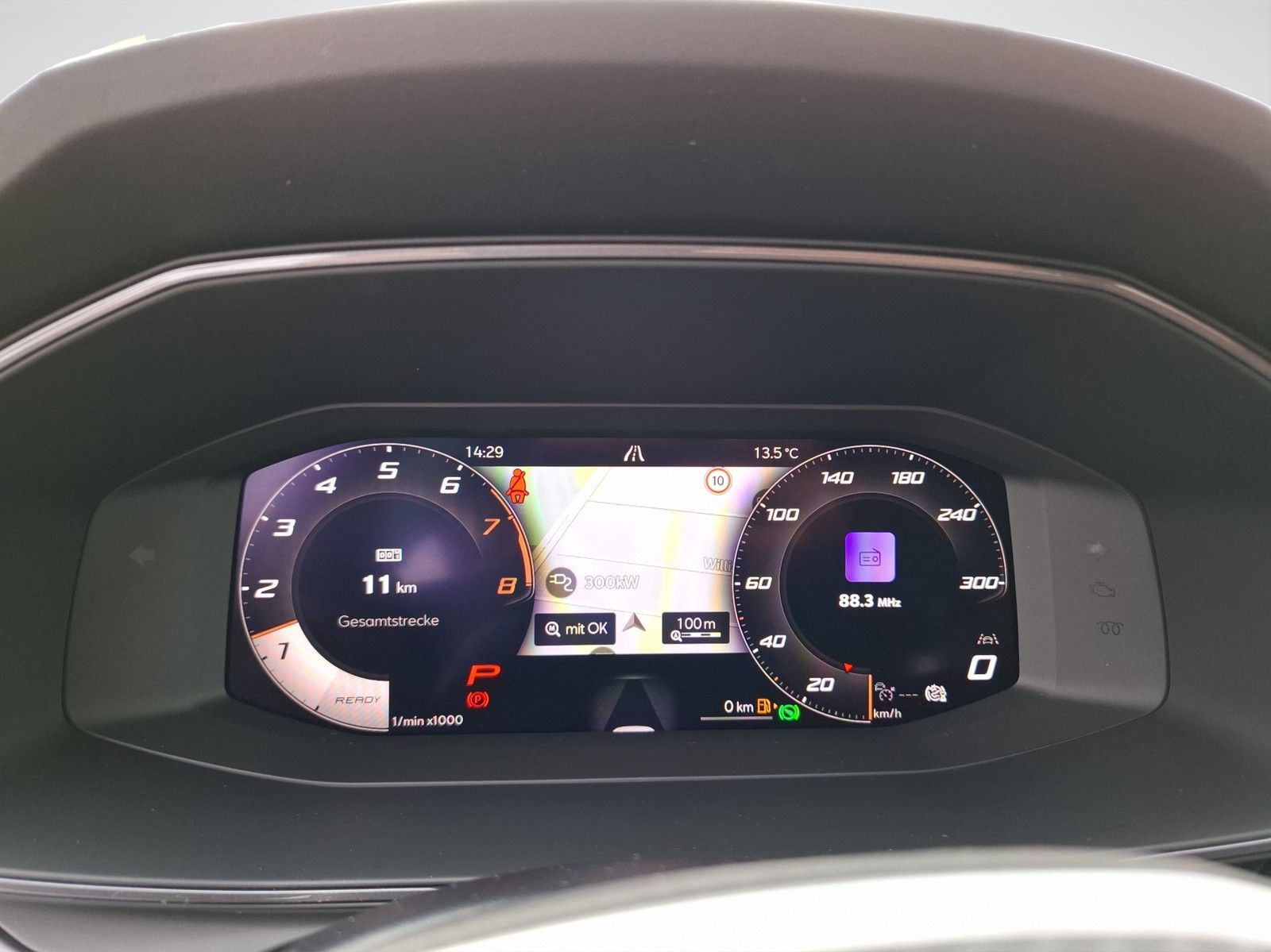 CUPRA Leon VZ 2.0 TSI 4Drive DSG / ACC / AHK/ MATRIX / - Image 12