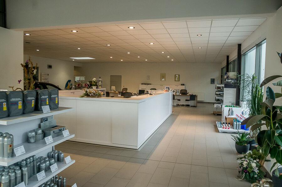 showroom-image-main