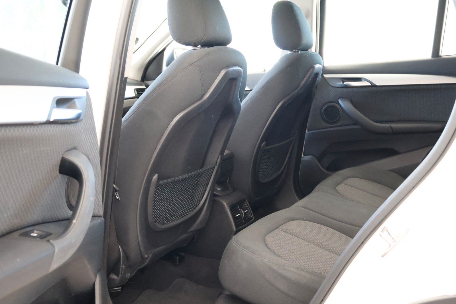 BMW X1 sDrive 18 d Advantage Scheckheft 8FACH foto 11