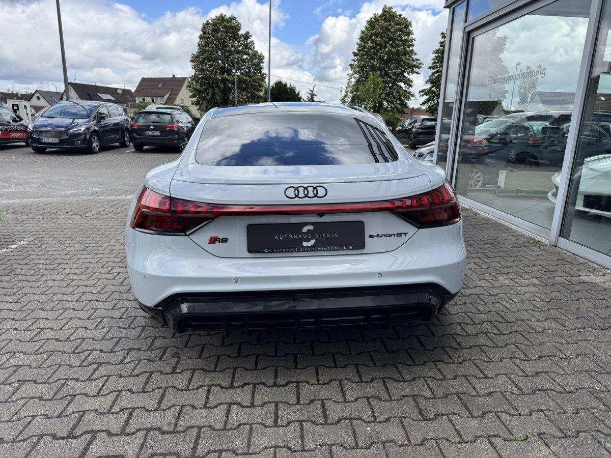 Audi e-tron RS GT quattro Carbon Top-View Headup 21Zo